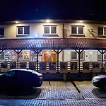 Uslugi Hotelowe 17 Zwiedzanie Muzeum Kresow Gratis Privatunterkunft *