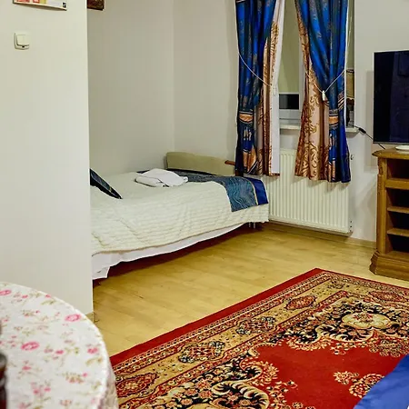 Uslugi Hotelowe 17 Zwiedzanie Muzeum Kresow Gratis Ubytování v soukromí Ostrów Mazowiecka