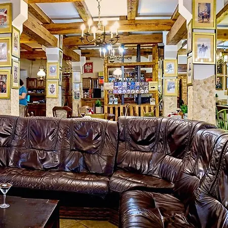 Uslugi Hotelowe 17 Zwiedzanie Muzeum Kresow Gratis Ostrów Mazowiecka