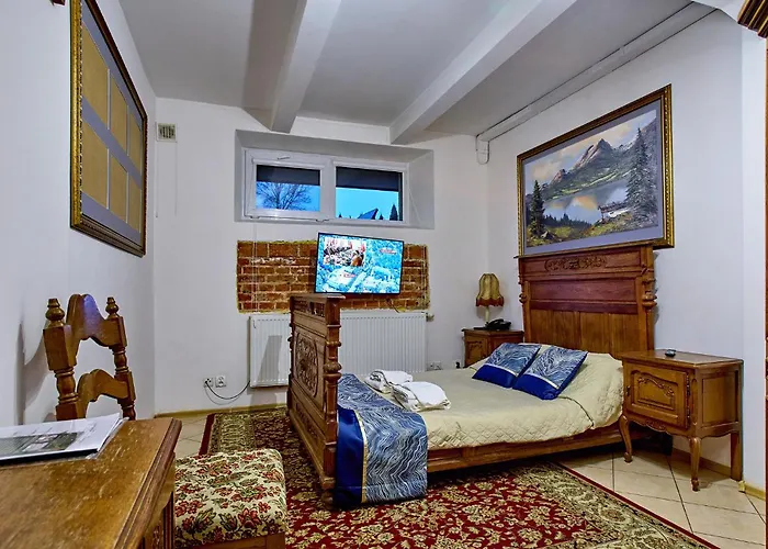 Uslugi Hotelowe 17 Zwiedzanie Muzeum Kresow Gratis *