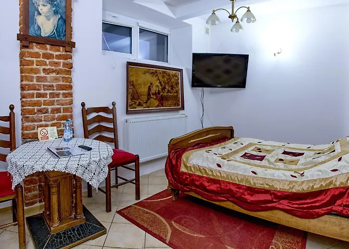 Uslugi Hotelowe 17 Zwiedzanie Muzeum Kresow Gratis Privatunterkunft *