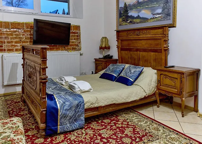 Uslugi Hotelowe 17 Zwiedzanie Muzeum Kresow Gratis * Ostrów Mazowiecka