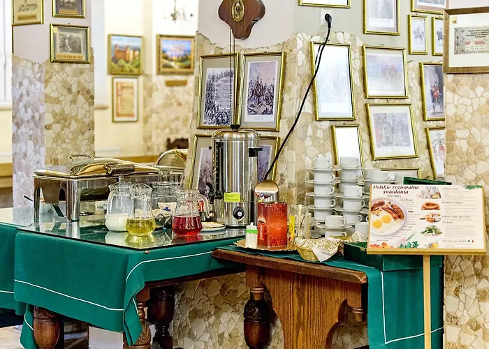 Uslugi Hotelowe 17 Zwiedzanie Muzeum Kresow Gratis Privatunterkunft