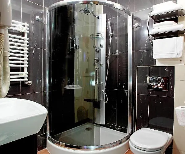 Uslugi Hotelowe 17 Zwiedzanie Muzeum Kresow Gratis *